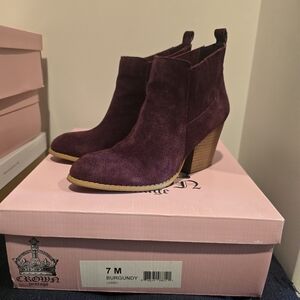 Crown Vintage Burgundy Ankle Boots